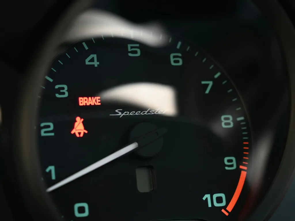 voyant-davertissement-du-moteur